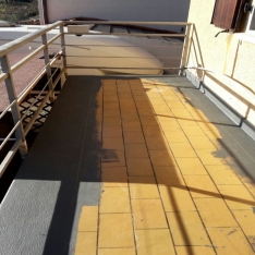 particolare  della fase di armatura delle aree di raccordo / stabilizzazione della terrazza esistente